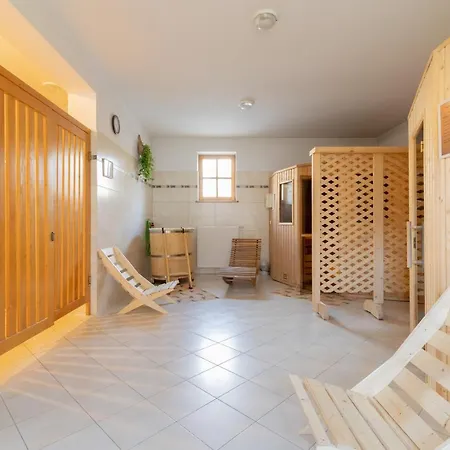 Kaszelewskiego By Renters Apartment